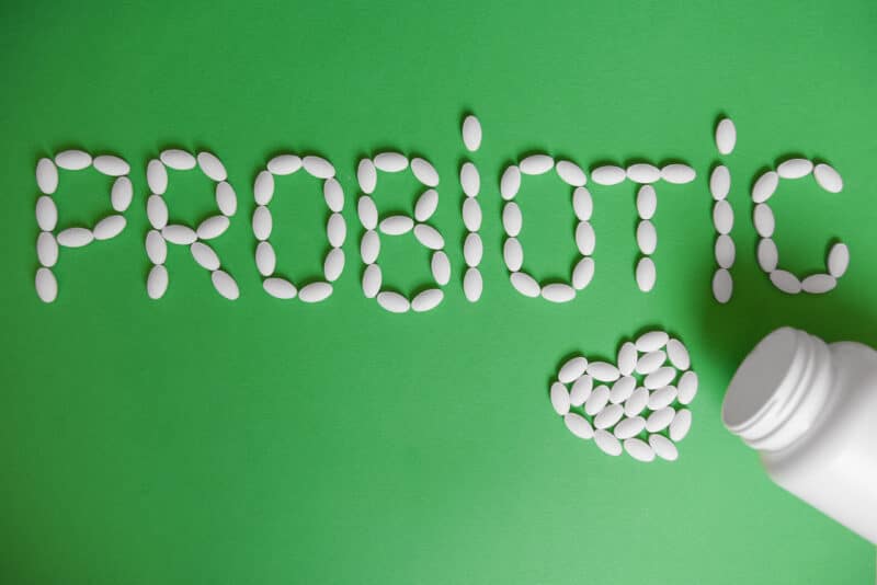 probiotic supplement_probiotic_green background