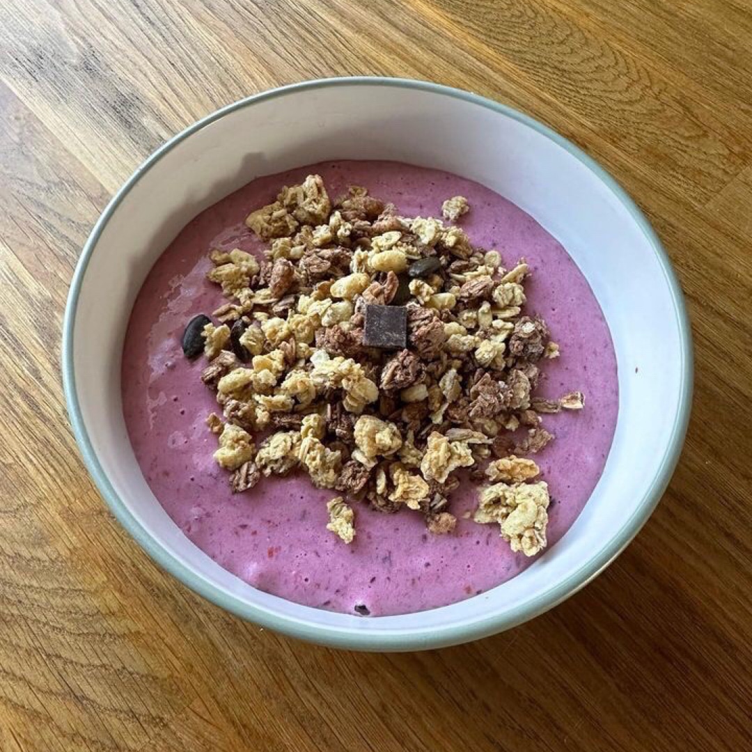 test Time 4 Raspberry Smoothie Protein Breakfast Bowl